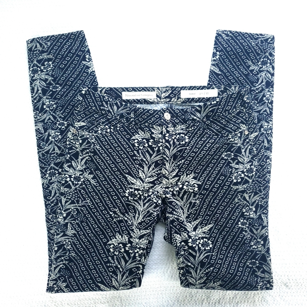 Anthropologie Navy and White Floral Skinny Pants